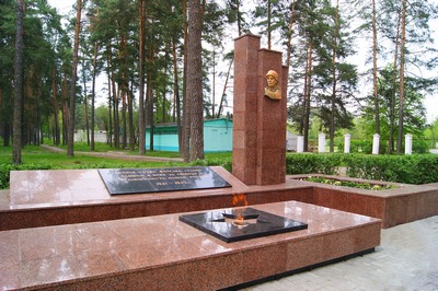 Памятник жителям поселка Сельцо, не вернувшимся с фронтов Великой Отечественной воины.